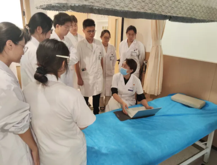 图片8 图片8